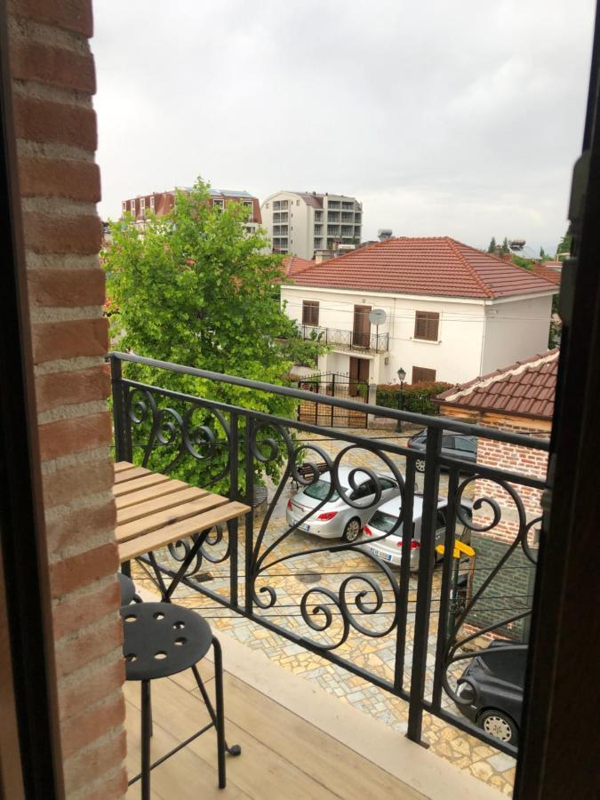 Vila Ilo Hotel Tushemisht Kültér fotó